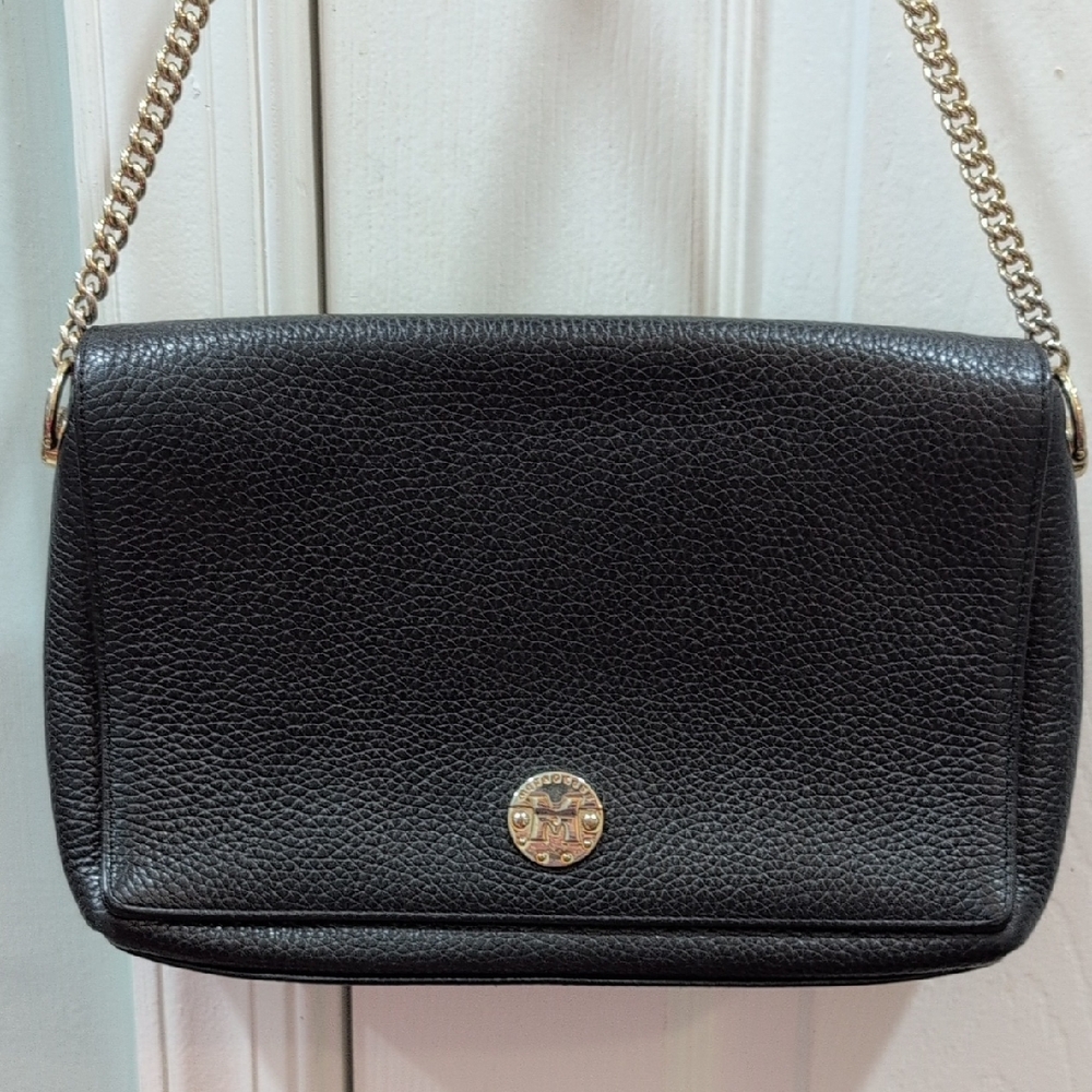 Chic Black Leather Metricity shoulder Bag with Chain Strap